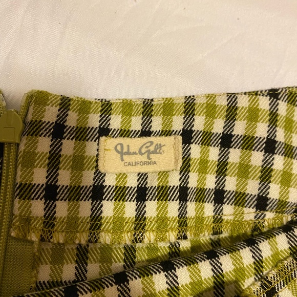 brandy Melville skirt - Picture 2 of 2